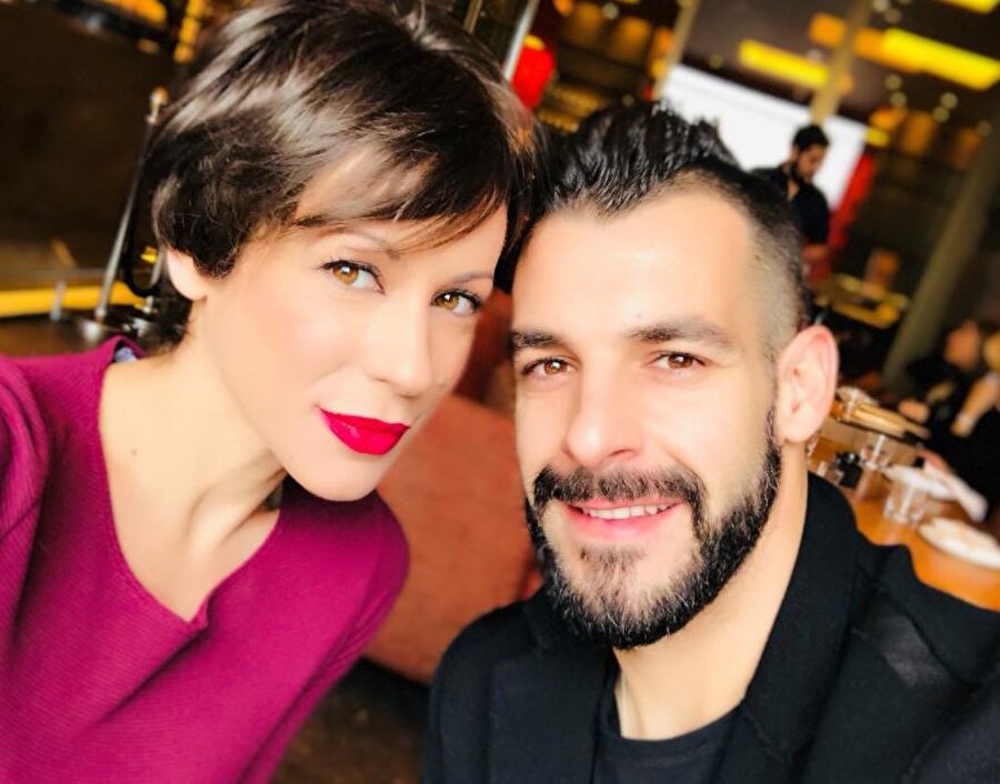 Negredo'nun eşi sosyal medyada küfür etti!