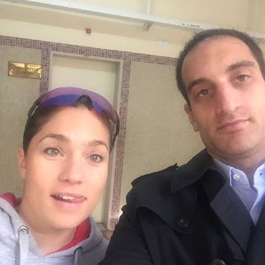 Nevşin Mengü ve Burak Mengü 