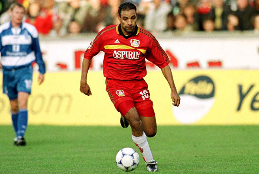 
                                    
                                    Emerson 1 Temmuz 1997'de Bayer Leverkusen'e imza attı.
                                
                                