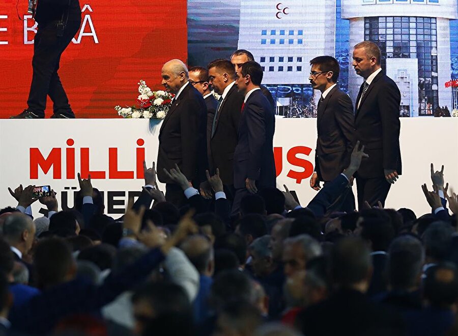 Partide 7 yeni isim Genel Başkan Yardımcısı oldu.