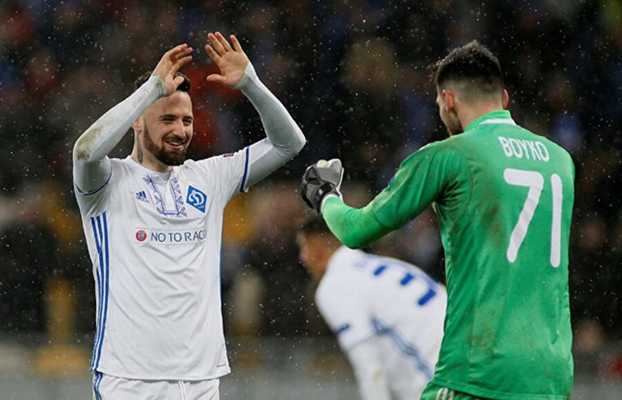 Denys Boyko kariyerine Kiev'de devam ediyor.