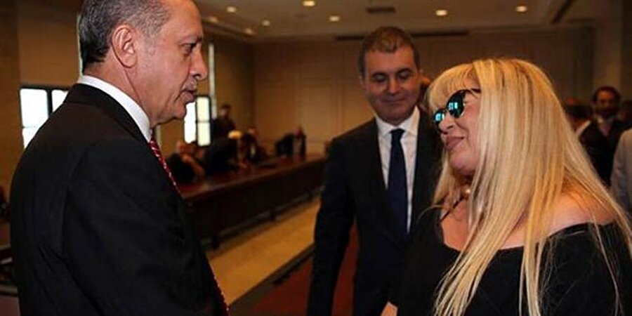 Zerrin Özer
