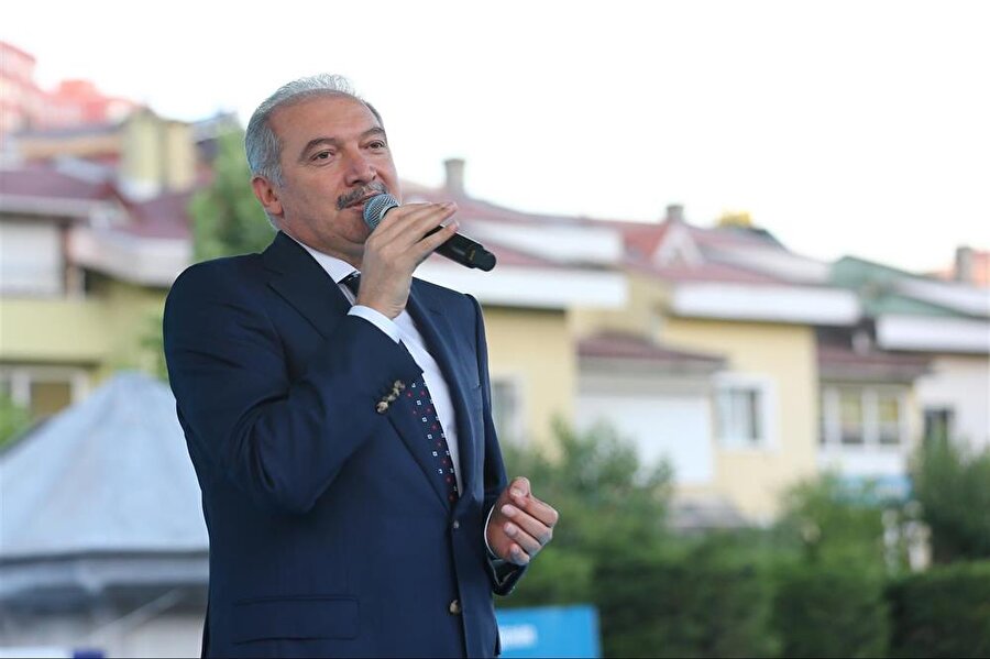 Mevlüt Uysal 