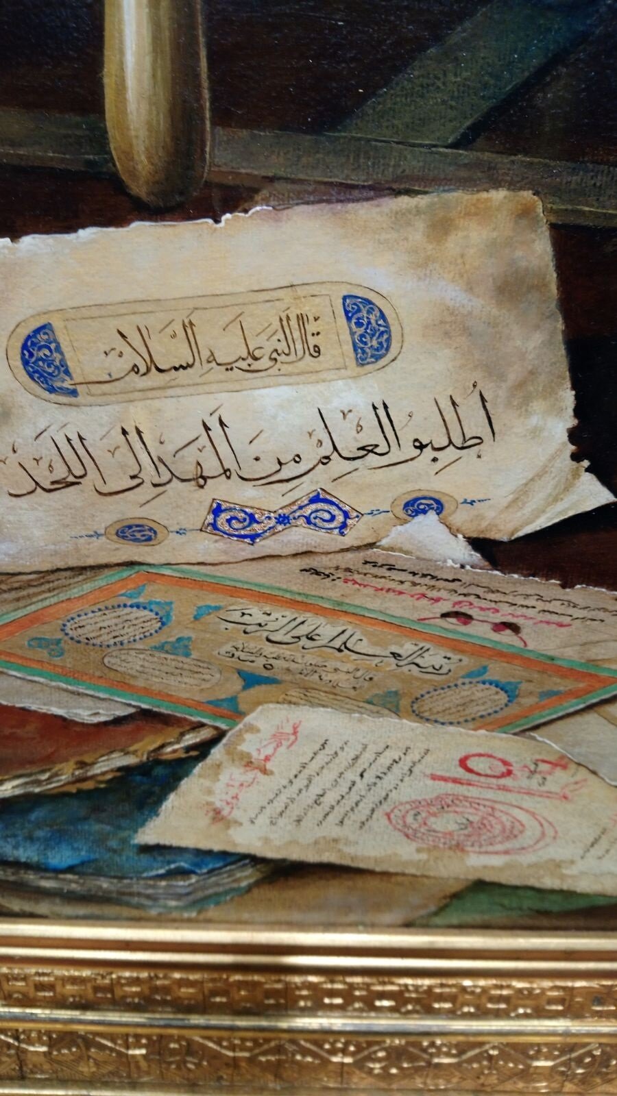 Koleksiyon sergileri
Gelenekli sanatlarımızın nadide örneklerini toplayan koleksiyonerlerin zaman içinde biriktirdikleri eserlerin sanatseverlerle buluşacağı Koleksiyon Sergileri, dünya gözüyle bir daha görme fırsatı bulamayacağımız güzelliklerle dolu. Bu çağın sanatkârlarının elinden çıkan eserlerin sergilendiği Yeditepe Bienali’nde, geleneği oluşturan büyük ustaların şaheserleri de bu özel sergilerle yerini alıyor. Koleksiyon Sergileri, özellikle hat sanatına düşkün olanların kaçırmaması gereken sessiz bir şölen.
Sergilenecek Koleksiyonlar: Termikel Mustafa Kara’nın Yakup Cem Koleksiyonu, Yusuf İyilik İcazet Koleksiyonu