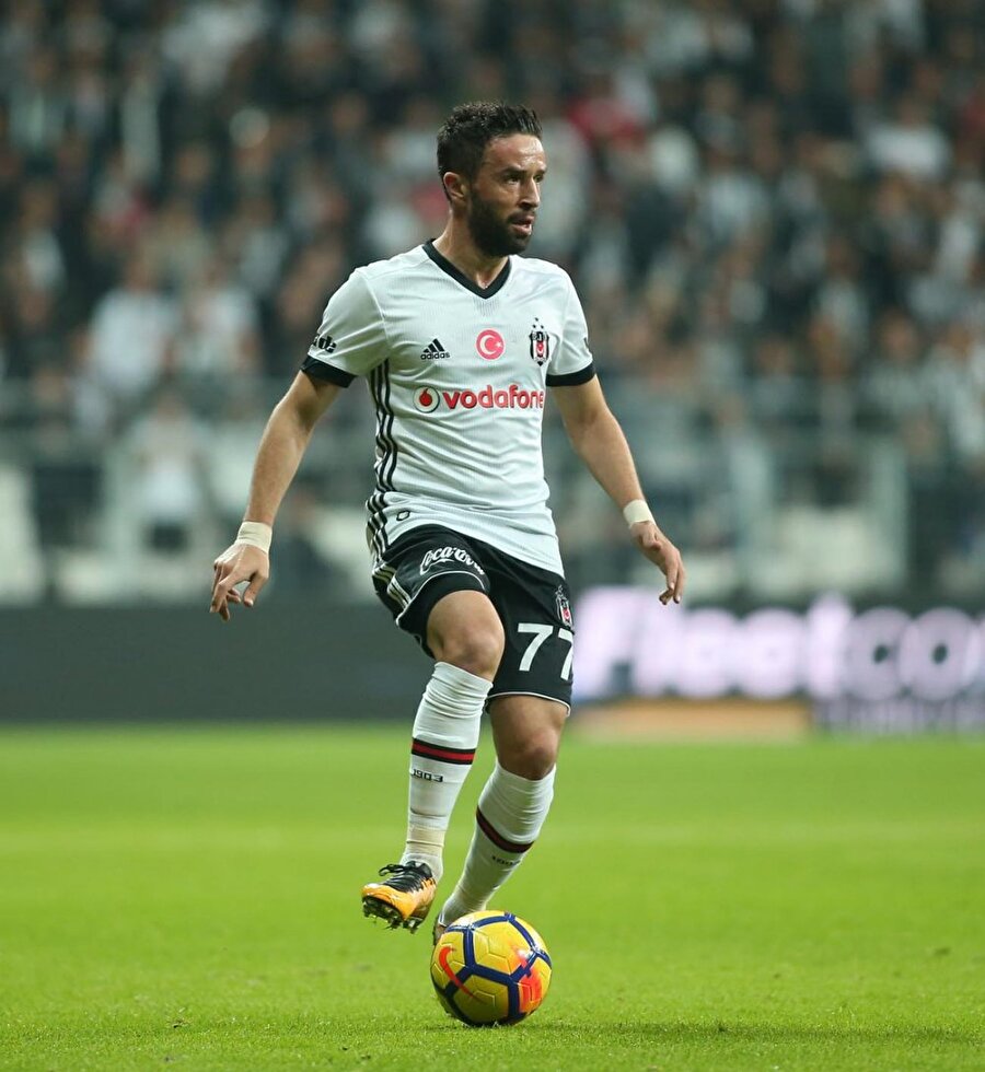 ​Gökhan Gönül, Tatlıses'e ateş püskürdü