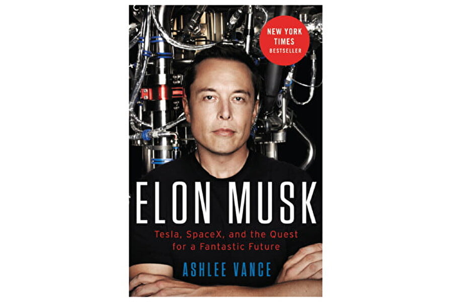 Elon Musk

                                    
                                    SpaceX ve Tesla Motors'un sahibi Amerikalı mucit Elon Musk; uzay turizmi, yapay zeka, sürücüsüz otomobil ve hyperloop taşımacılığı başta olmak üzere yenilikçi birçok proje üzerinde çalışıyor. Bu kitap da son yıllarda teknoloji dünyasının en fazla konuşulan isimlerinden biri olan Elon Musk'ın hayatını baz alıyor. 
                                
                                