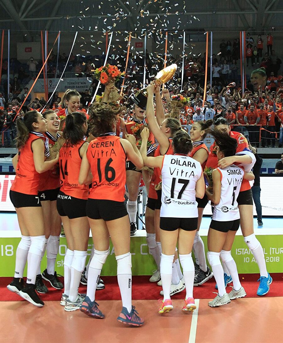 CEV Kupası Eczacıbaşı VitrA'nın