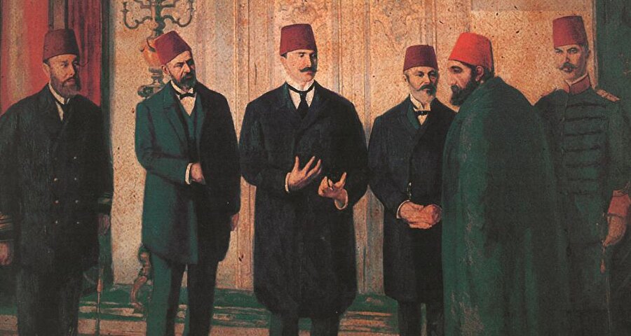 II. Abdülhamit tahttan indirildi
Bir milletvekili, bir Nazır ve tespit edilemeyen sayıda asker ve sivilin hayatını kaybettiği isyan, Selanik'te bulunan Üçüncü ve Edirne'de bulunan İkinci Ordulara mensup askerlerin oluşturdukları, Rumeli halkının gönüllü katıldığı “Hareket Ordusu”nun İstanbul'a gelmesi ile bastırılmıştır. Üç gün süren çarpışmaların ardından sıkıyönetim ilan edilmiş; padişah II. Abdülhamit tahttan indirilip yerine V. Mehmed Reşad tahta çıkmıştır. İsyana katılanlar ve destekleyenler yargılanarak 70 kişi idam edilmiş, 420 kişi ise çeşitli hapis cezalarına çarptırılmıştır