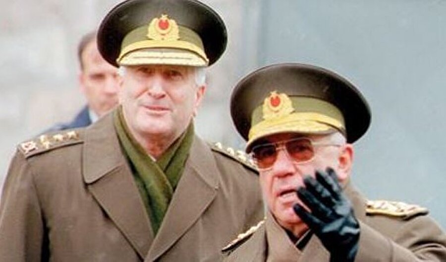 28 Şubat davasında karar çıktı
28 Şubat dönemine ilişkin 103 sanığın yargılandığı davada karar verildi. İsmail Hakkı Karadayı, Çevik Bir, Erol Özkasnak, Kemal Gürüz'ün de aralarında bulunduğu 21 sanık müebbet hapis cezasına çarptırıldı. 68 sanığın da beraatine hükmedildi.