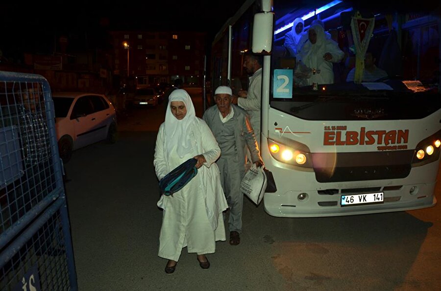 Umre yerine Balıklıgöl'e götürüldüler.