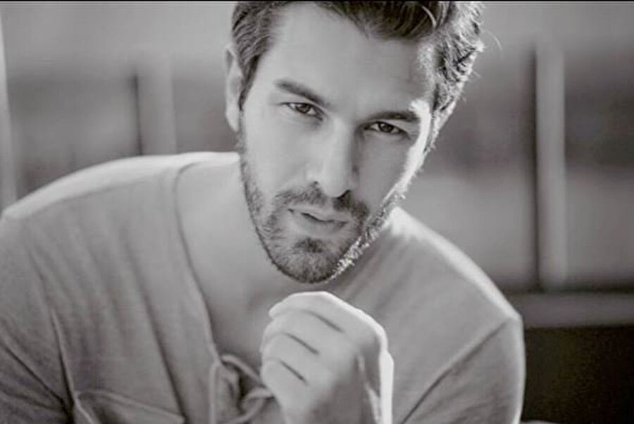 Reytingler memnun etmedi
Bir Mucize Olsun, yayınladığı ilk bölümüyle Total'de 8. sırada AB'de ise 10. sırada yer almıştı. İkinci bölümündeyse Total'de 11. sırada AB'de ise 10. sırada yer aldı.