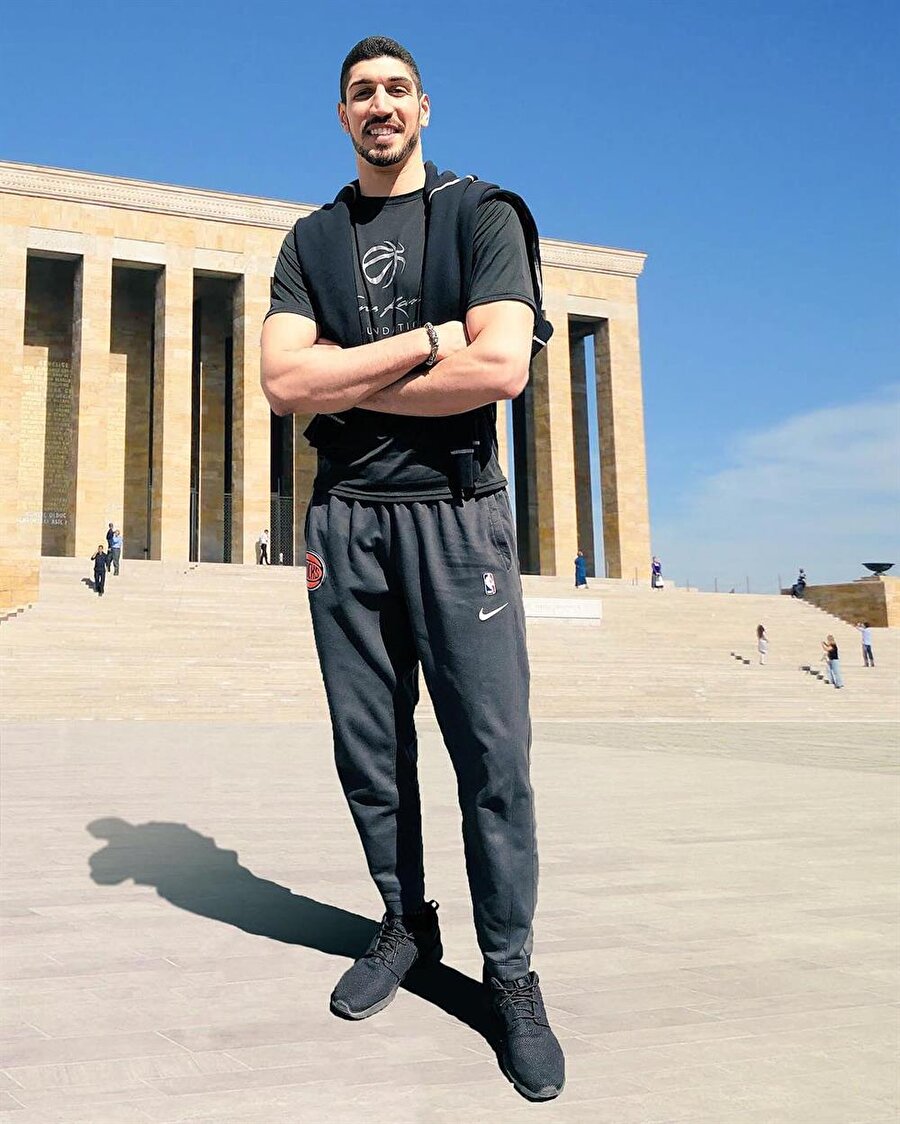 Hain Enes Kanter'in bu ucuz oyunu sosyal medyada büyük tepki çekti.
