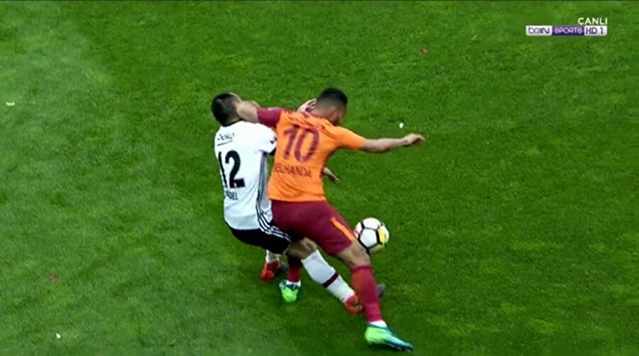 Gary Medel-Younes Belhanda