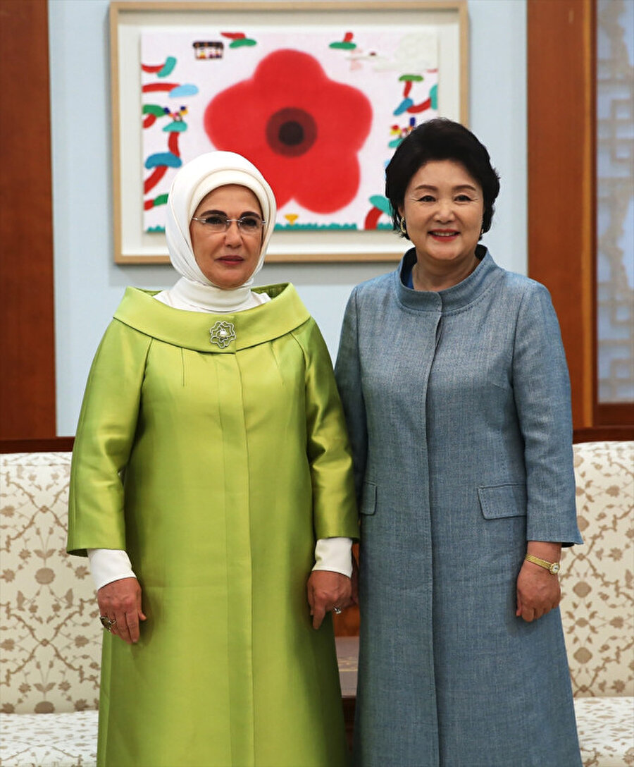 Emine Erdoğan, şıklığıyla First Lady'i geride bıraktı