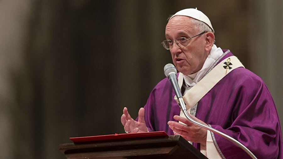 Papa Francis, İsrail'in Gazze'de yaptığı katliama ilişkin konuştu.