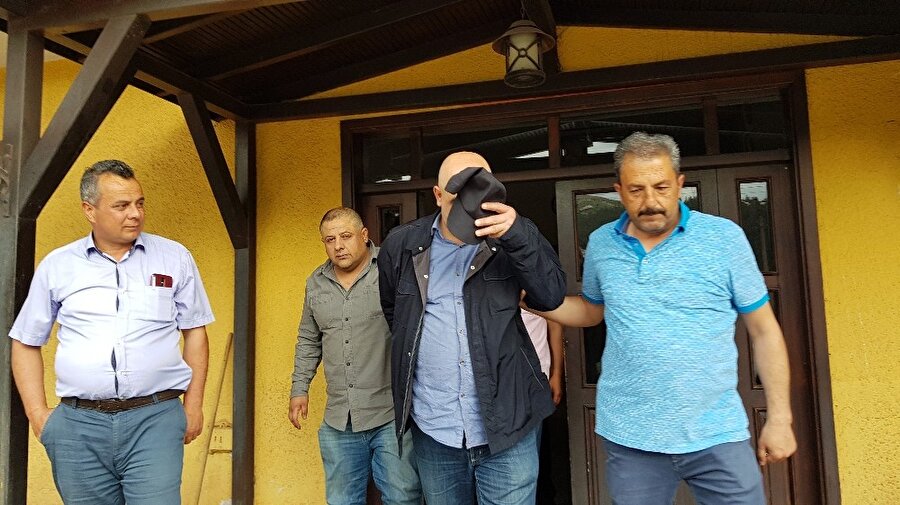 “Canım” diyen garsona kurşun yağdırdı.