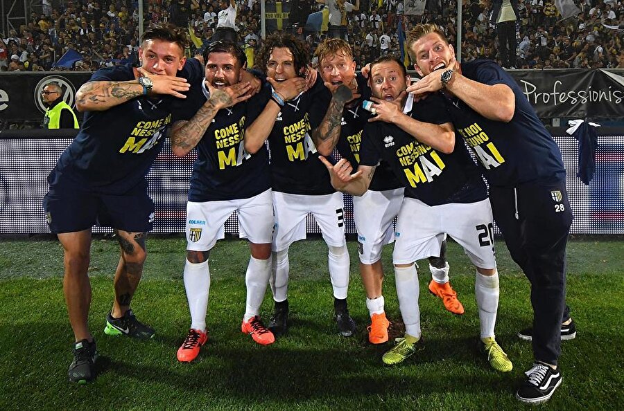Efsane geri döndü! Parma yeniden Serie A'da