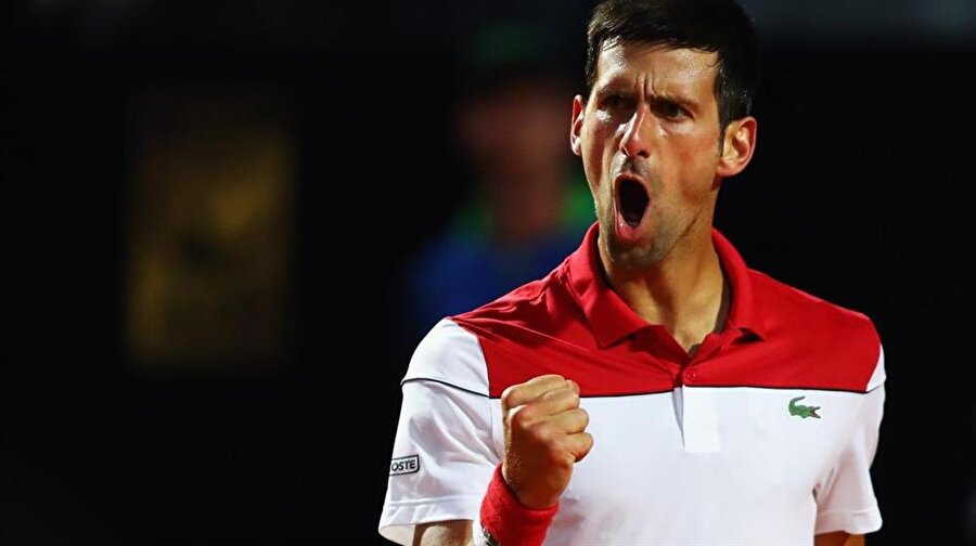 İtalya'da Djokovic ve Sharapova yarı finalde