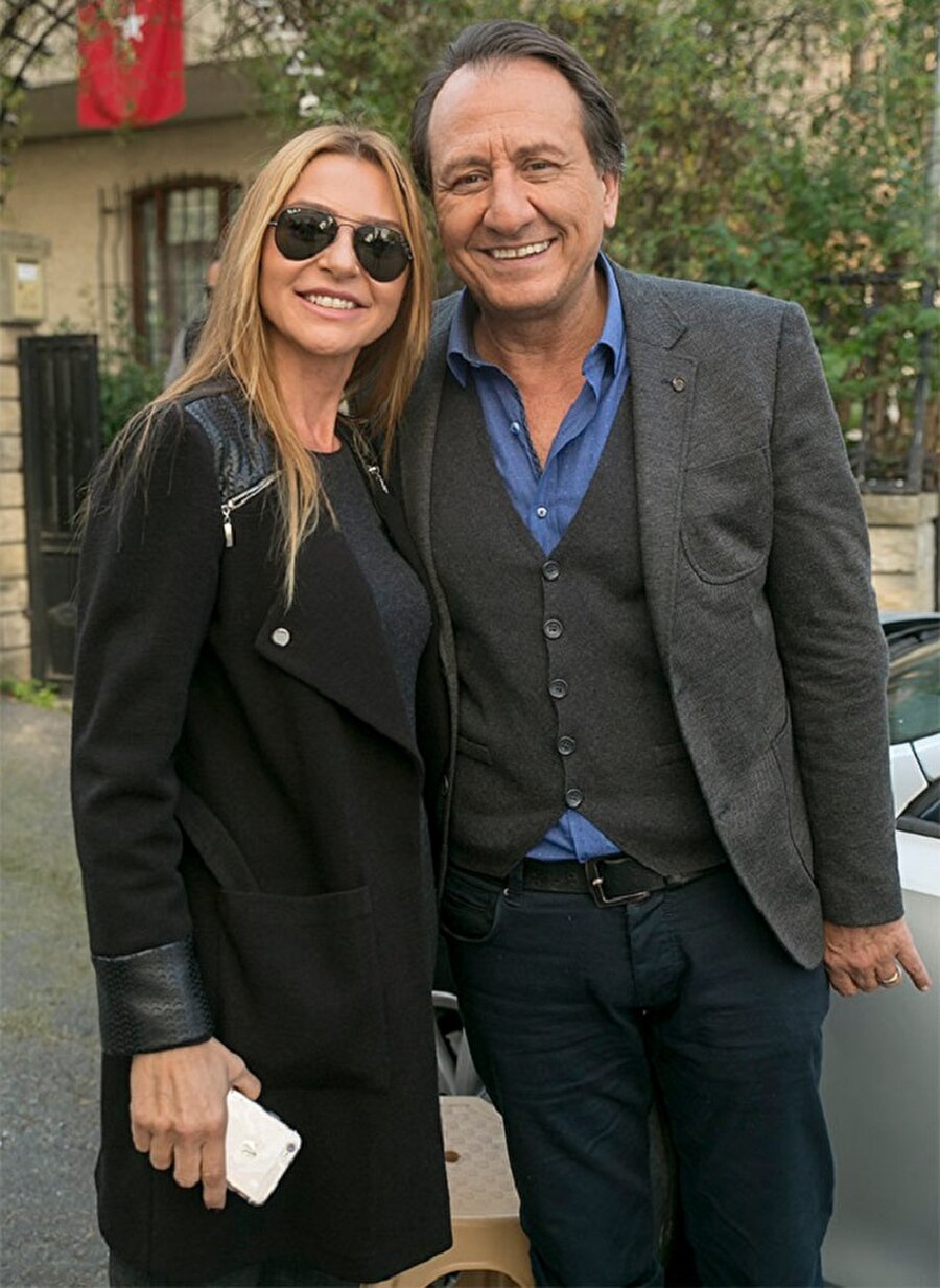 Ünlü oyuncu, çocuğunun soyadını değiştirmek için mahkemeye başvurdu