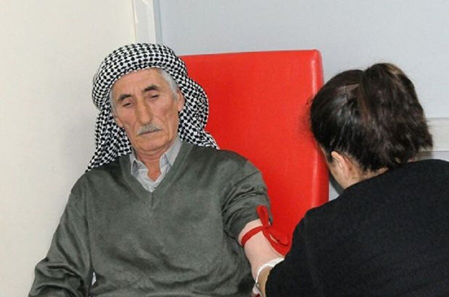 15 yıldır su içemeyen adamın sırrı çözüldü!