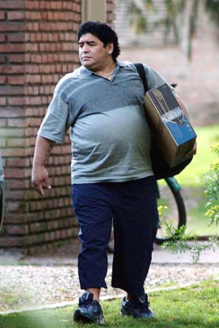 Diego Armando Maradona 

                                    
                                