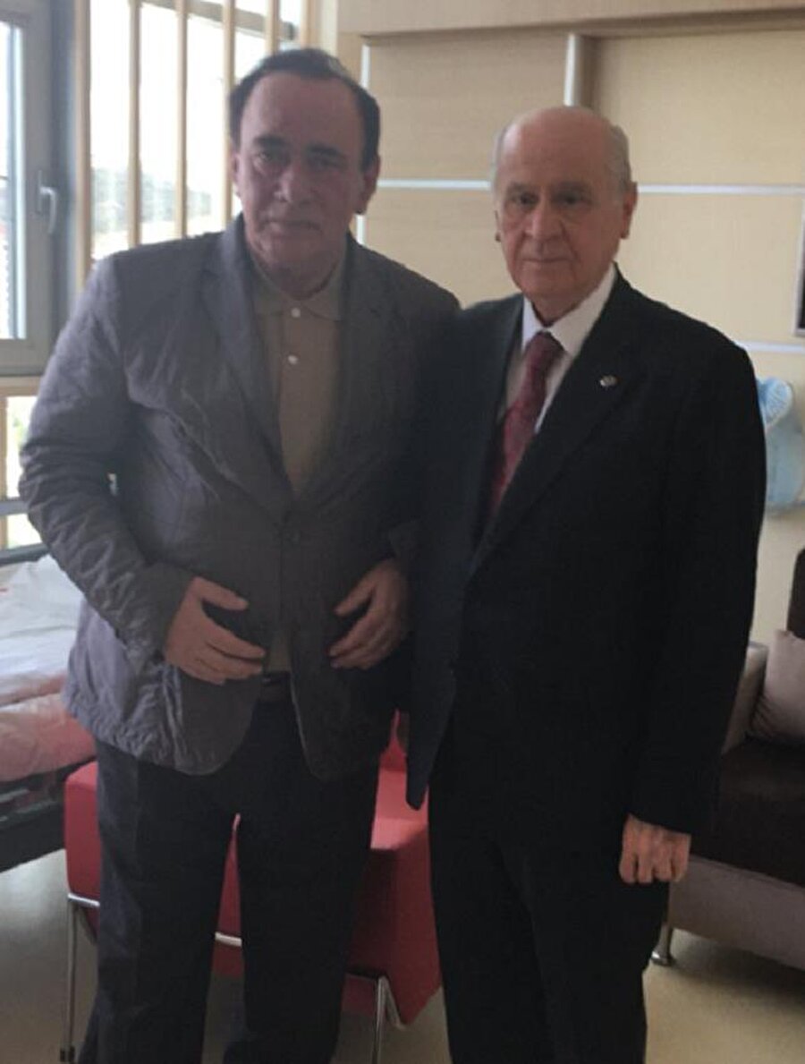 MHP Genel Başkanı Bahçeli, Çakıcı'ya geçmiş olsun dileklerini iletti.