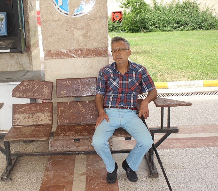 Alkol ve kumar illeti eşinden, işinden ve servetinden etti
