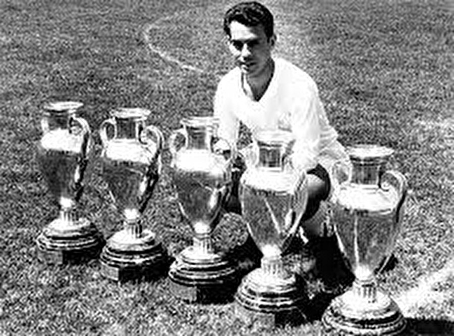 Jose Maria Zarraga / 5

                                    Real Madrid'in unutulmaz futbolcularından Jose Maria Zarraga 3 Nisan 2012'de yaşamını yitirdi.1955-1956 1956-1957 1957-1958 1958-19591959-1960
                                