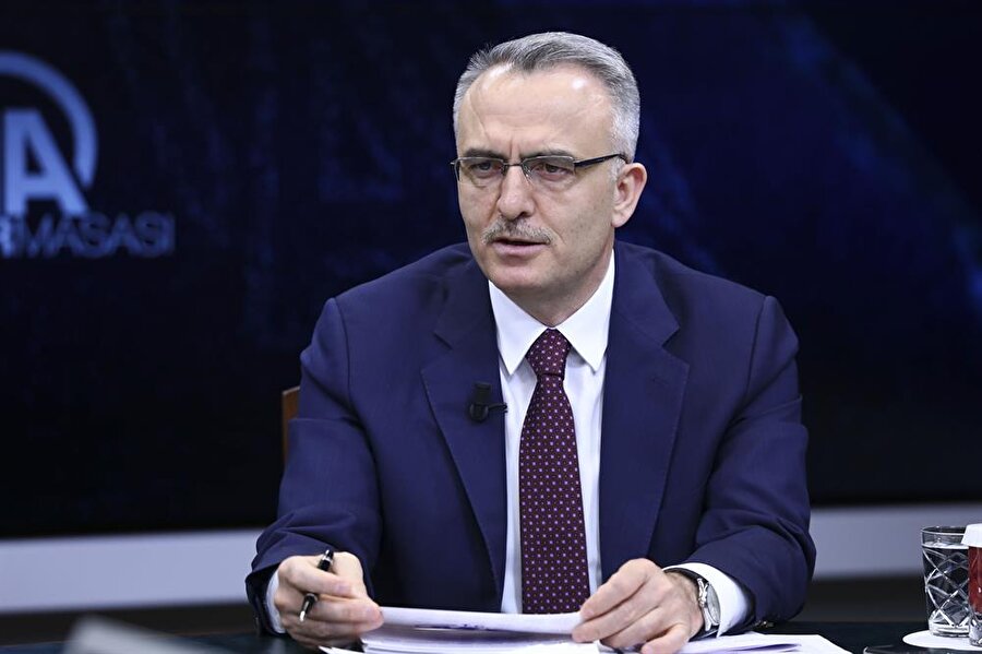 Maliye Bakanı Naci Ağbal