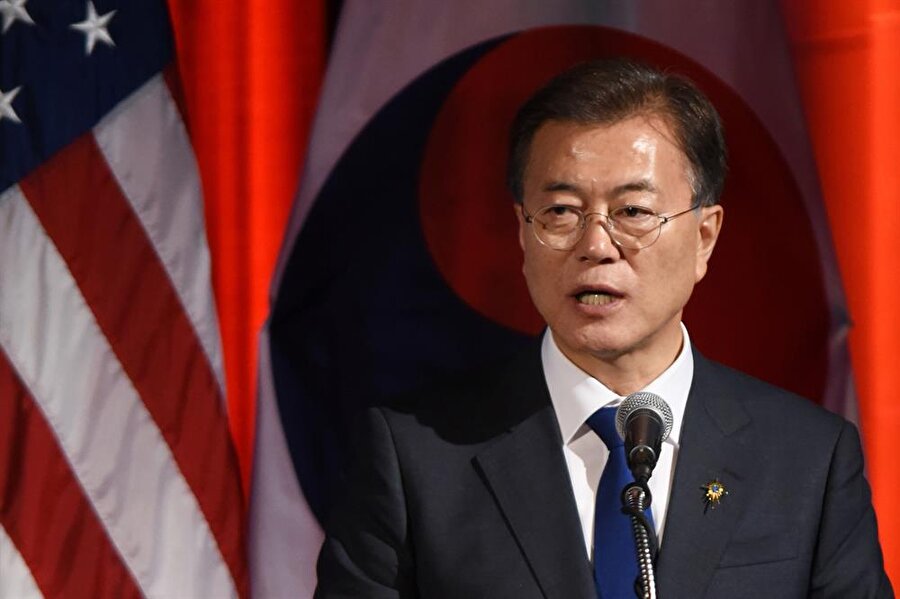 Moon Jae-in - Güney Kore
Güney Kore Cumhurbaşkanı Moon Jae-in 13 bin 500 dolar maaş alıyor.
