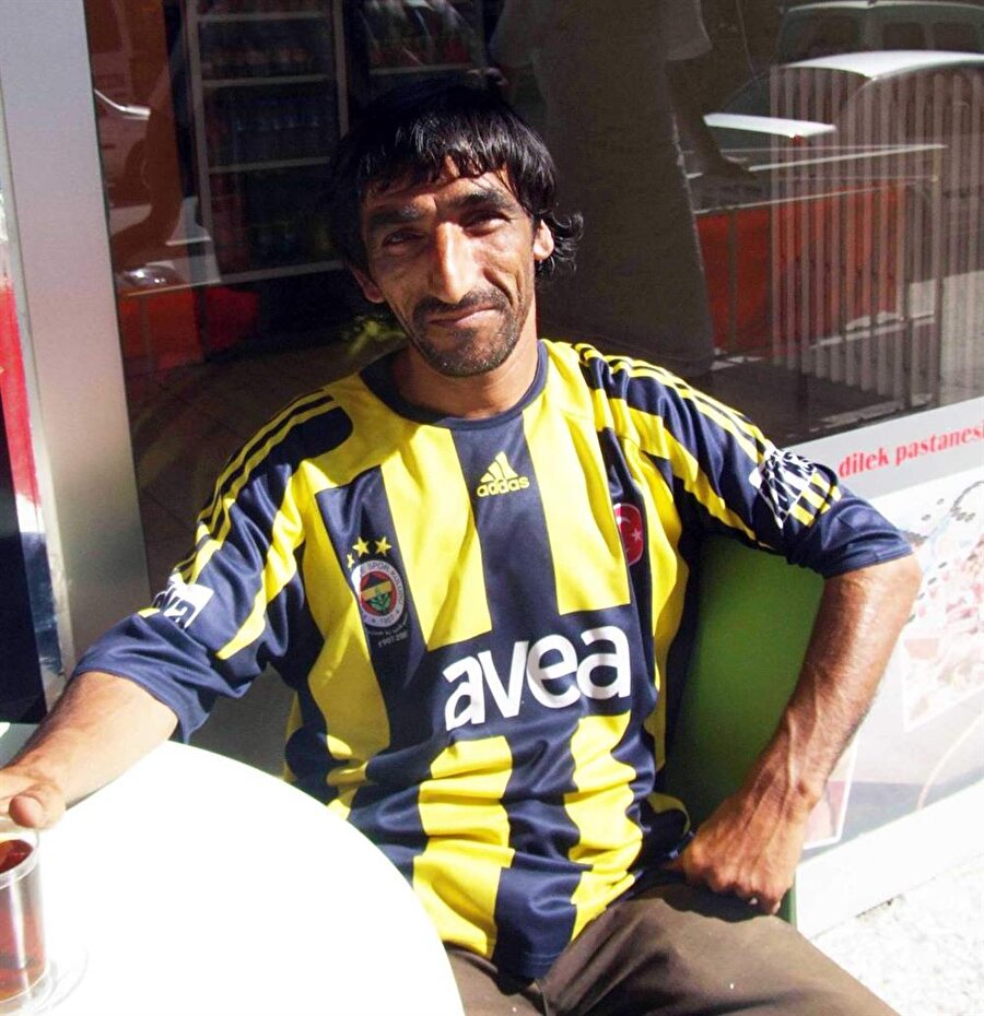 Rambo Okan, ismini Ali Koç olarak değiştirmek için mahkemeye başvurduğunu açıkladı.