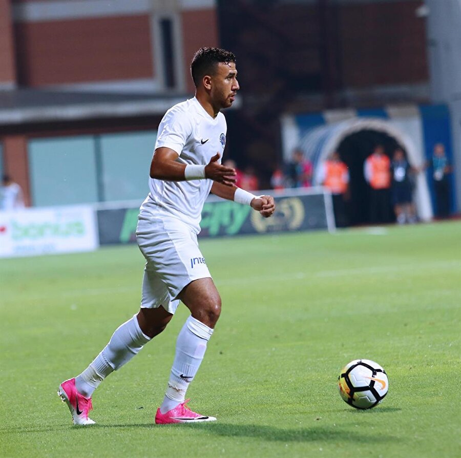Galatasaray, Trezeguet transferinden geri adım attı