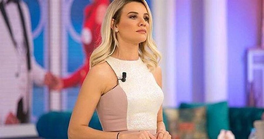 Esra Erol