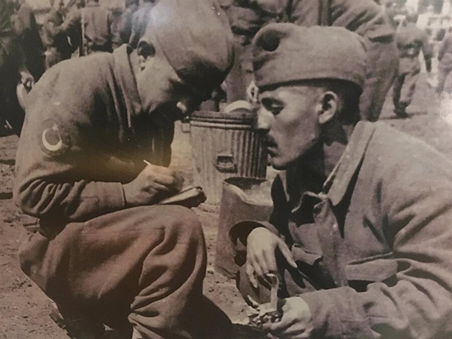 Türkiye, 1950-53 yıllarında Kore Savaşı'nda hayatını kaybeden ve cenazeleri Kuzey Kore'de kalan askerlerin iadesi için resmi görüşmelere başladı.