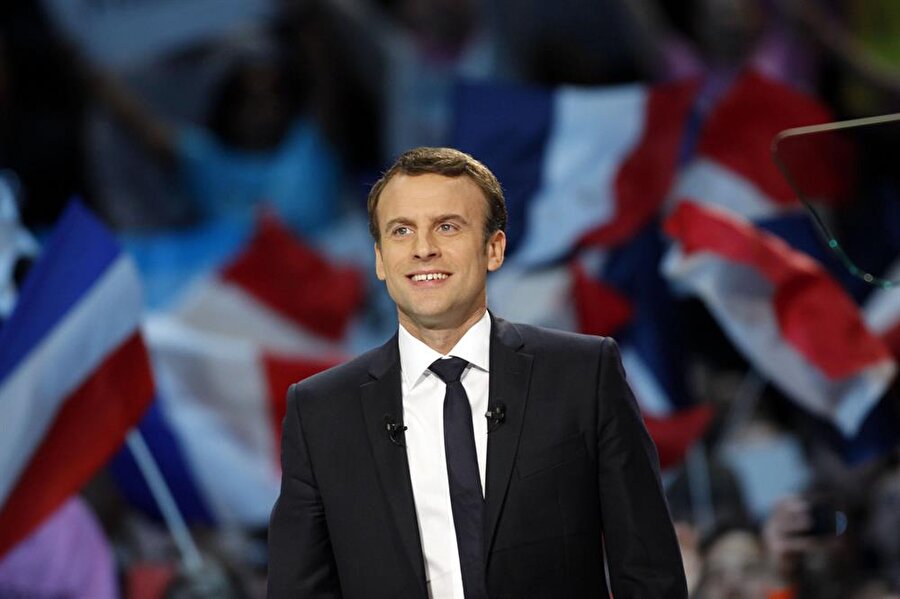Fransa

                                    
                                    
                                    
                                    
                                    
                                    Yarı başkanlık sistemCumhurbaşkanı: Emmanuel Macron Başbakan:  Édouard Philippe
                                
                                
                                
                                
                                