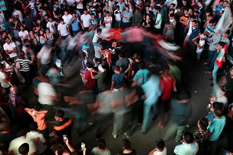 Diyarbakır, Şırnak, Siirt, Tunceli, Van ve Hakkari'nin de aralarında bulunduğu 12 ilde HDP'nin oyu 1 Kasım 2015'teki seçime oranla azaldı.
