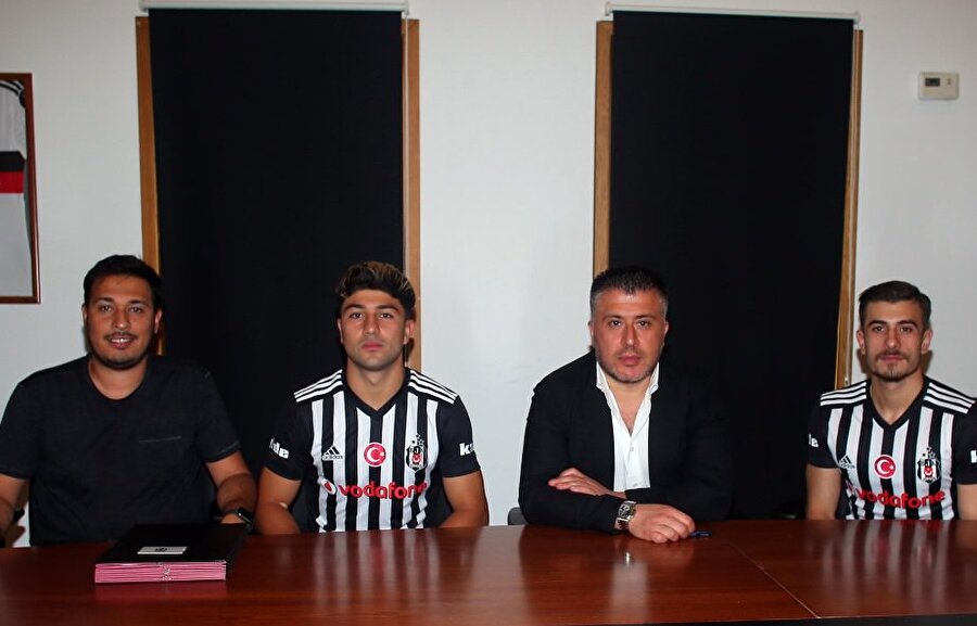 Beşiktaş, 2 transferi birden açıkladı.