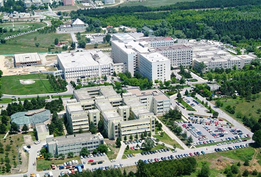 HACETTEPE ÜNİVERSİTESİ 
Taban Puanı: 445,54728