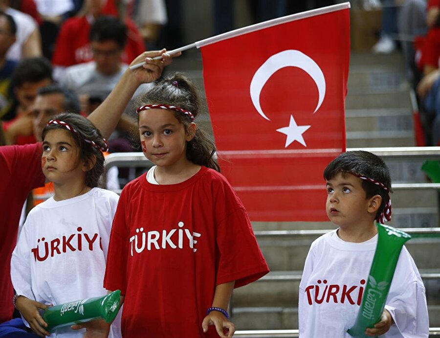 2019 FIBA Dünya Kupası Elemeleri’nde seyirci rekoru kırıldı