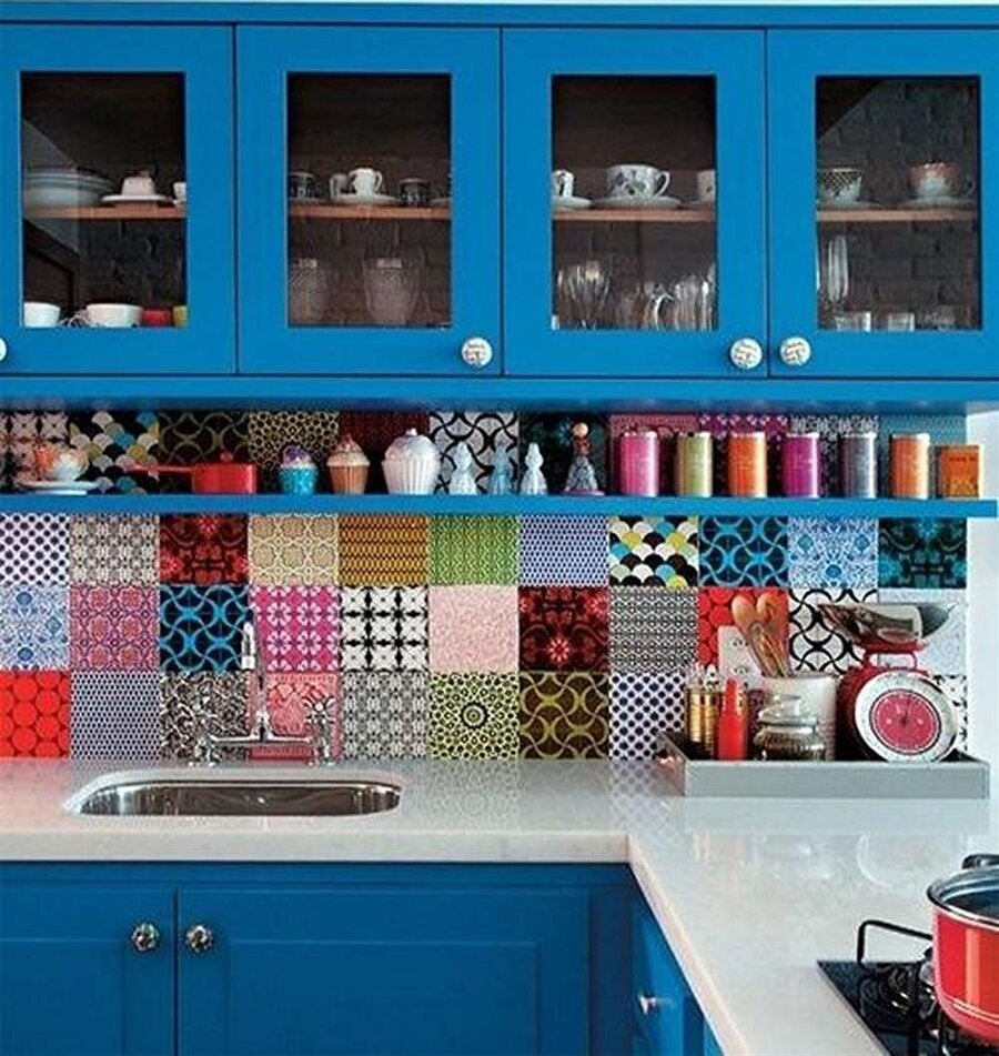 Desen cümbüşüne hazır mısınız?
Yeni sezonda desenleri, renkleri karıştırmak serbest! Dediğimiz gibi; siz özgür olun, devamı mutlaka gelecektir.