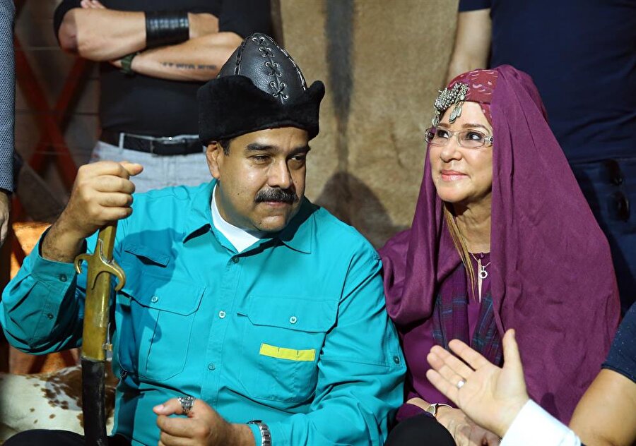 Maduro'dan "Selvi boylum Al yazmalım" paylaşımlı beraberlik mesajı