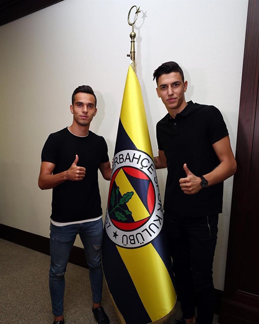 Barış Alıcı ve Berke Özer
