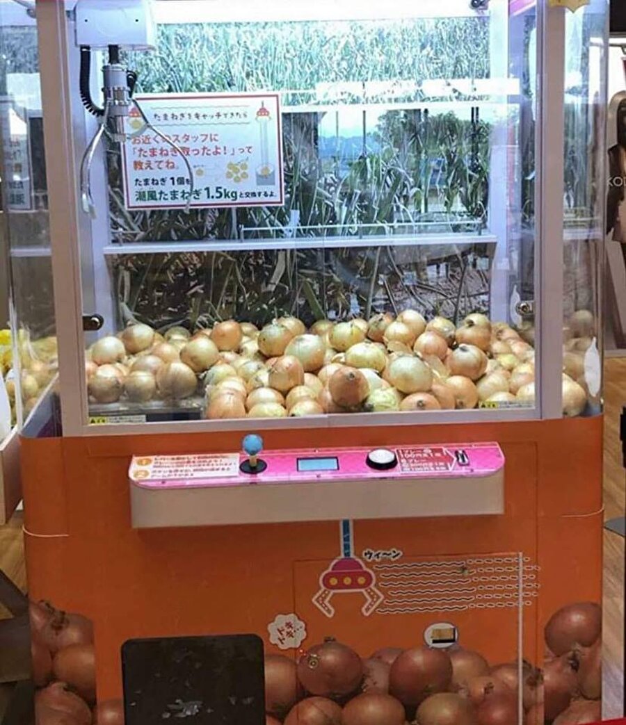 Anlamsız görseller