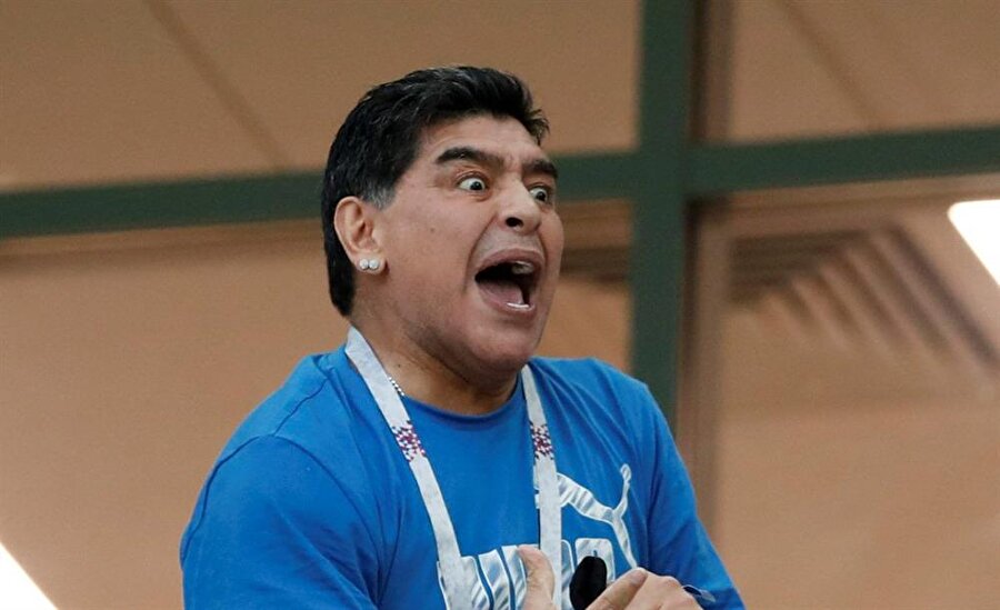 8-En Heyecanlı: Maradona
Ülkesine olan düşkünlüğü ile bilinen yaşayan efsane Maradona Arjantin’i hiçbir maç yalnız bırakmadı. Tribündeki heyecanlı halleri kupaya damga vurdu.