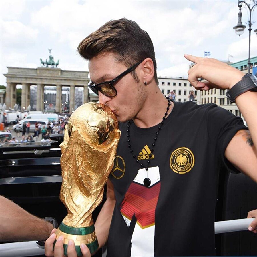Mesut Özil