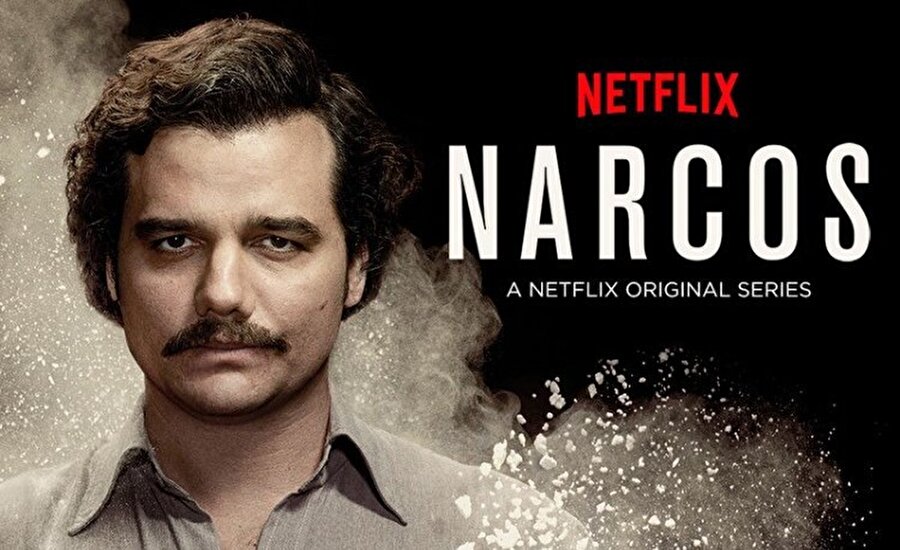 Narcos
Pablo Escobar hayranlarını buraya alalım. Bu gangster dizisinde, Kolombiya'nın şiddet dolu ve güçlü uyuşturucu kartellerinin gerçek hikayesini izleyeceksiniz.