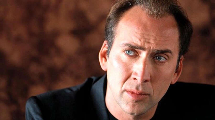 Nicolas Cage

                                    Nobel Ödüllü oyuncu Nicolas Cage meşhur olmadan önce bir tiyatroda patlamış mısır satıyordu.
                                
