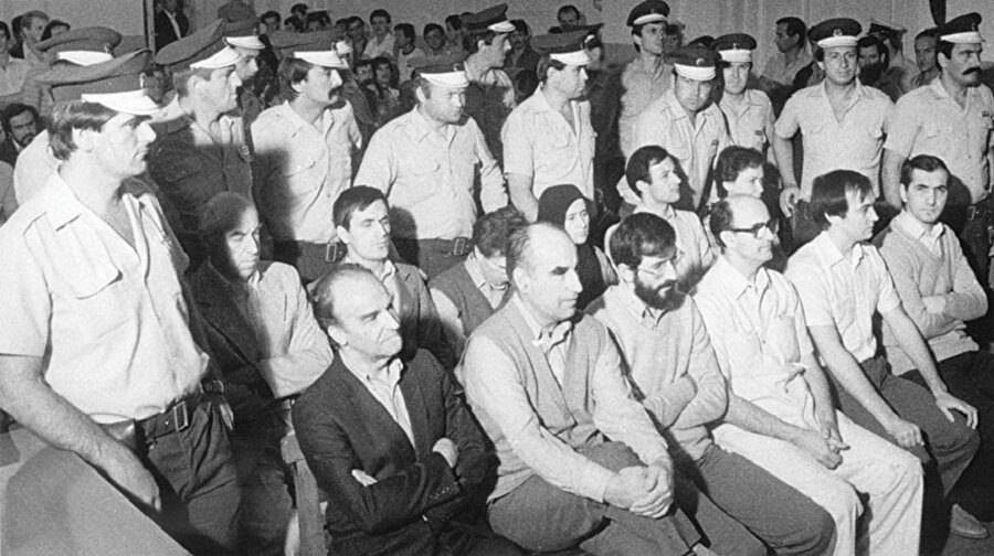 Mladi Muslumani üyeleri çok sayıda soruşturmadan geçmiş, içlerinden bazıları idama varan cezalar almıştı.