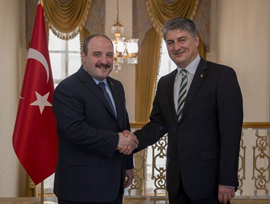 Mustafa Varank ve Mehmet Gürcan Karakaş