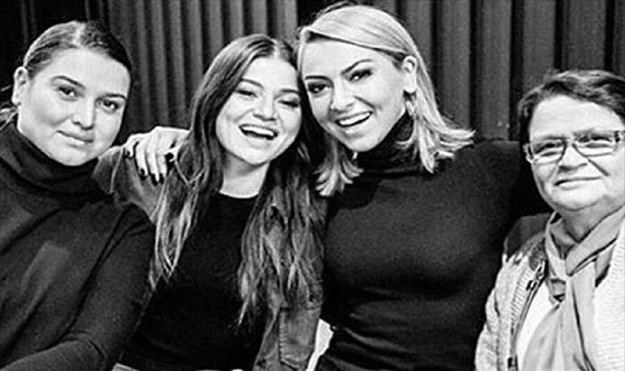 Hülya, Derya, Hadise ve Gülnihal Açıkgöz